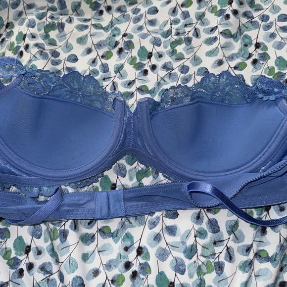Victorias Secret Bra! - Picture 8 of 9
